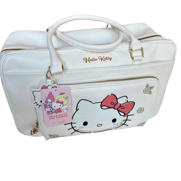PRIMARK  🎀 Hello Kitty Large Travel Bag Collectable - Picture 12 of 12